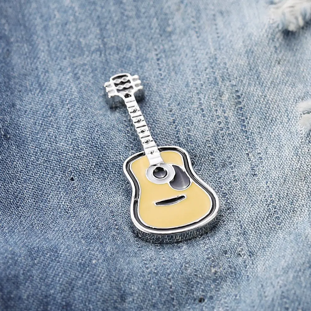Band Guitar Brooch Sweater Decorative Needle Badge for Men's Women Denim Jackets Collar Buckle Lapel Pin Jewelry Accessories
