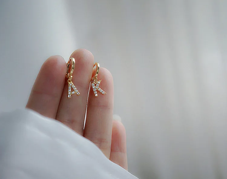 A-Z 6mm Custom Initial Earrings Letter Micro-encrusted Zircon Earrings Alphabet Girlfriends Student Earrings Small Earrings
