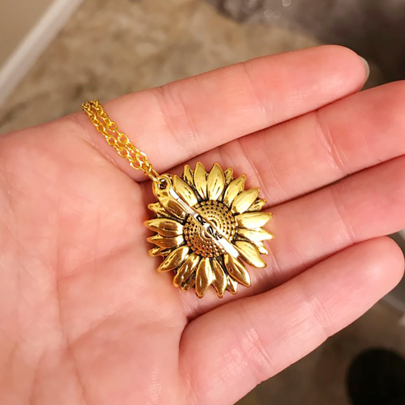 You Are My Sunshine Open Locket Sunflower Pendant Necklace Boho Jewelry Best Friendship Gifts Bff Letter Necklace Collier You Are My Sunshine Open Locket Sunflower Pendant Necklace Boho Jewelry Best Friendship Gifts Bff Letter Necklace Collier
