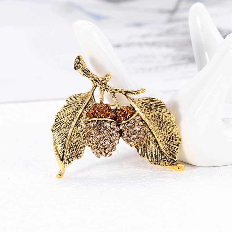 New Enamel Tulip Brooches For Women Classic Flower Weddings Office Party Brooch Pins Gifts