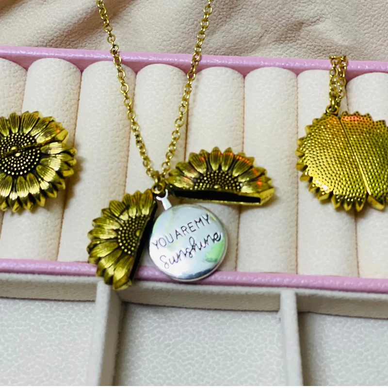 You Are My Sunshine Open Locket Sunflower Pendant Necklace Boho Jewelry Best Friendship Gifts Bff Letter Necklace Collier You Are My Sunshine Open Locket Sunflower Pendant Necklace Boho Jewelry Best Friendship Gifts Bff Letter Necklace Collier
